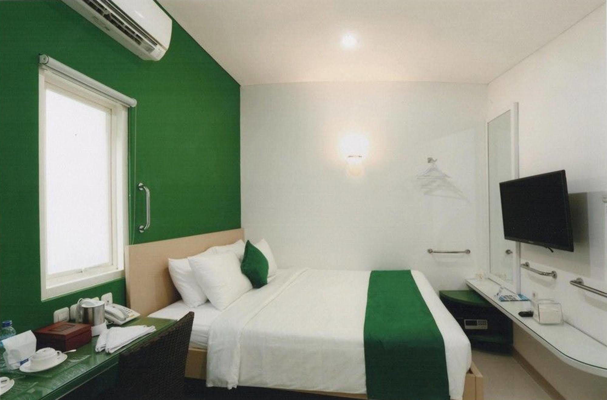 Ara Inn Bed And Breakfast By Ecommerceloka Kuta  Ngoại thất bức ảnh